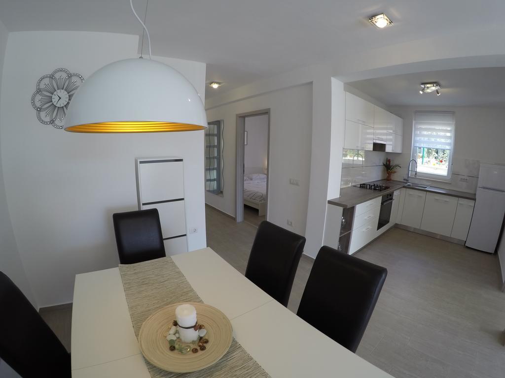 Luna Apartment Poreč Eksteriør bilde